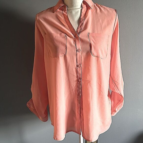 Talbots Petite Button Down Shirt! - Picture 3 of 11